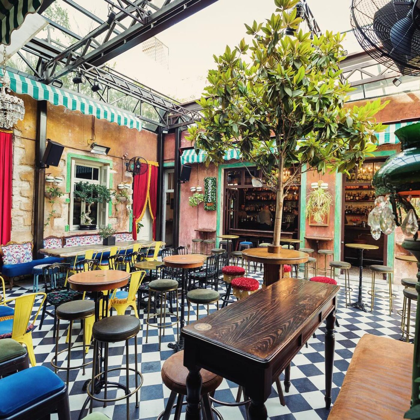 Athens bars 22